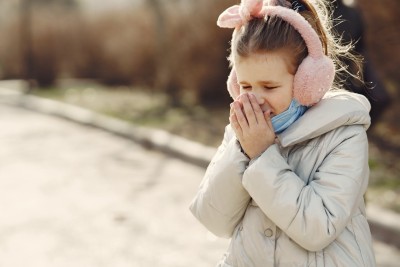 Csecsemőkre kifejezetten veszélyes - ezt kell tudni a szamárköhögésről